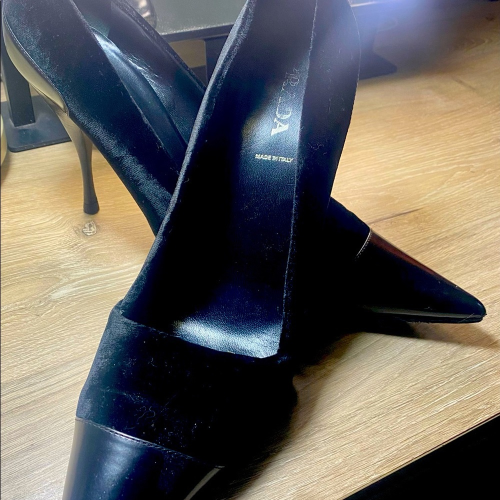 PRADA pre- loved stilettos. Size 41 but fit like a 10. No dusters/ bag.